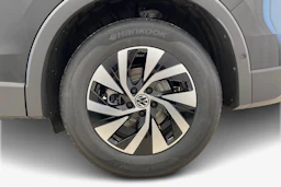 musta Volkswagen Tiguan 2026 kuva 9.