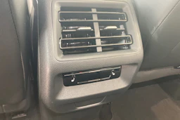musta Volkswagen Tiguan 2026 kuva 21.