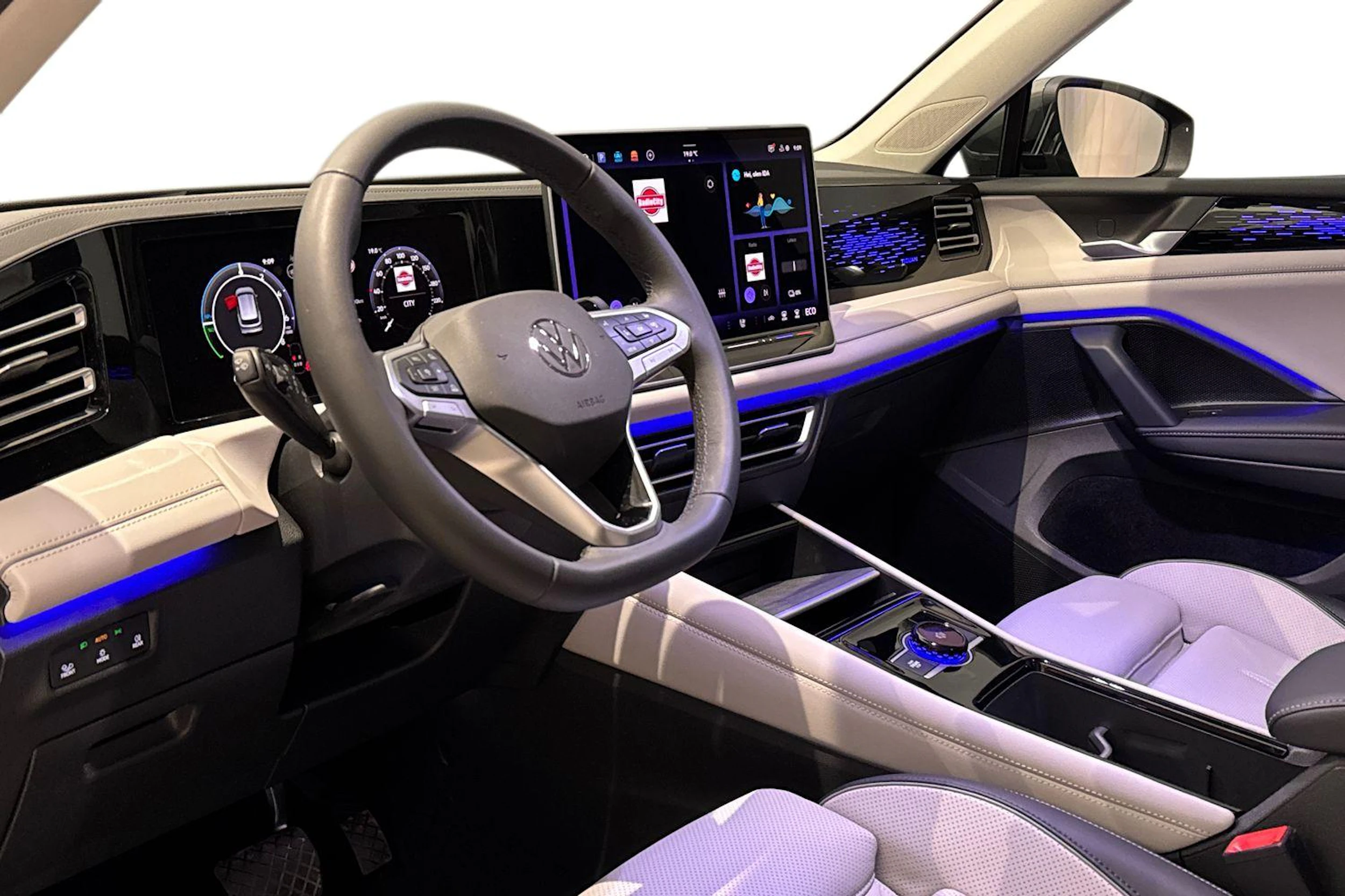 vihreä Volkswagen Tiguan 2026 kuva 6.