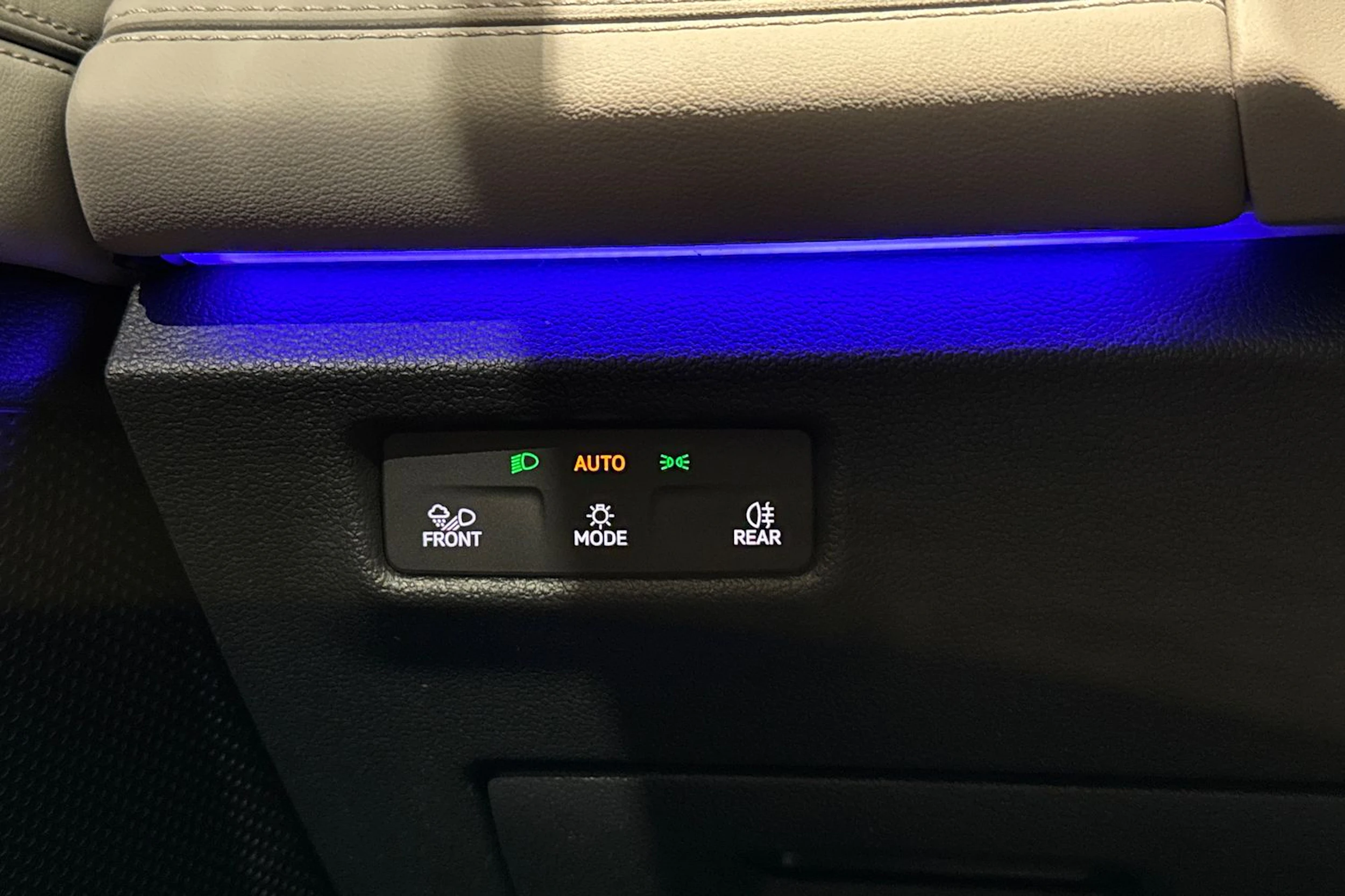 vihreä Volkswagen Tiguan 2026 kuva 17.