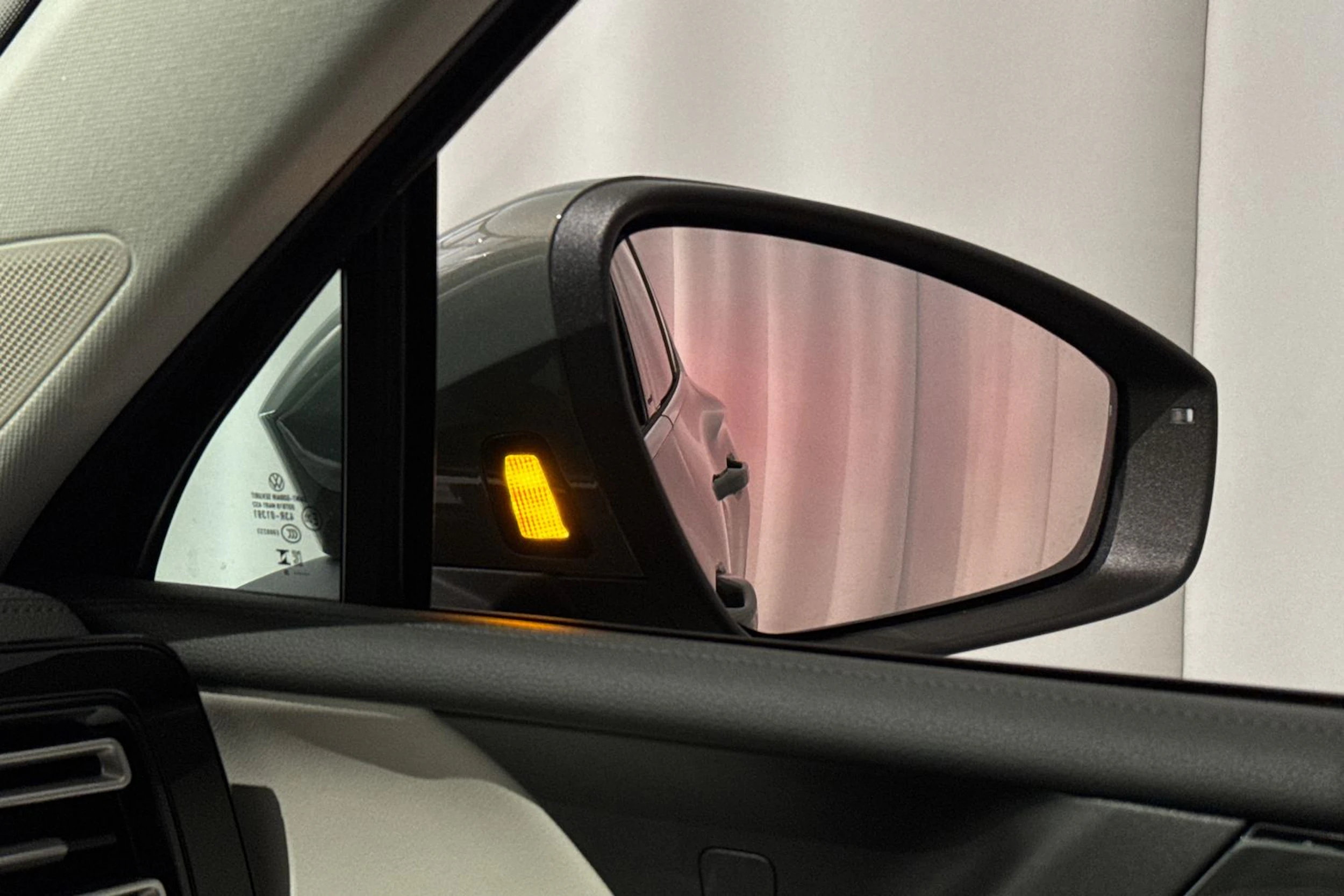 vihreä Volkswagen Tiguan 2026 kuva 33.