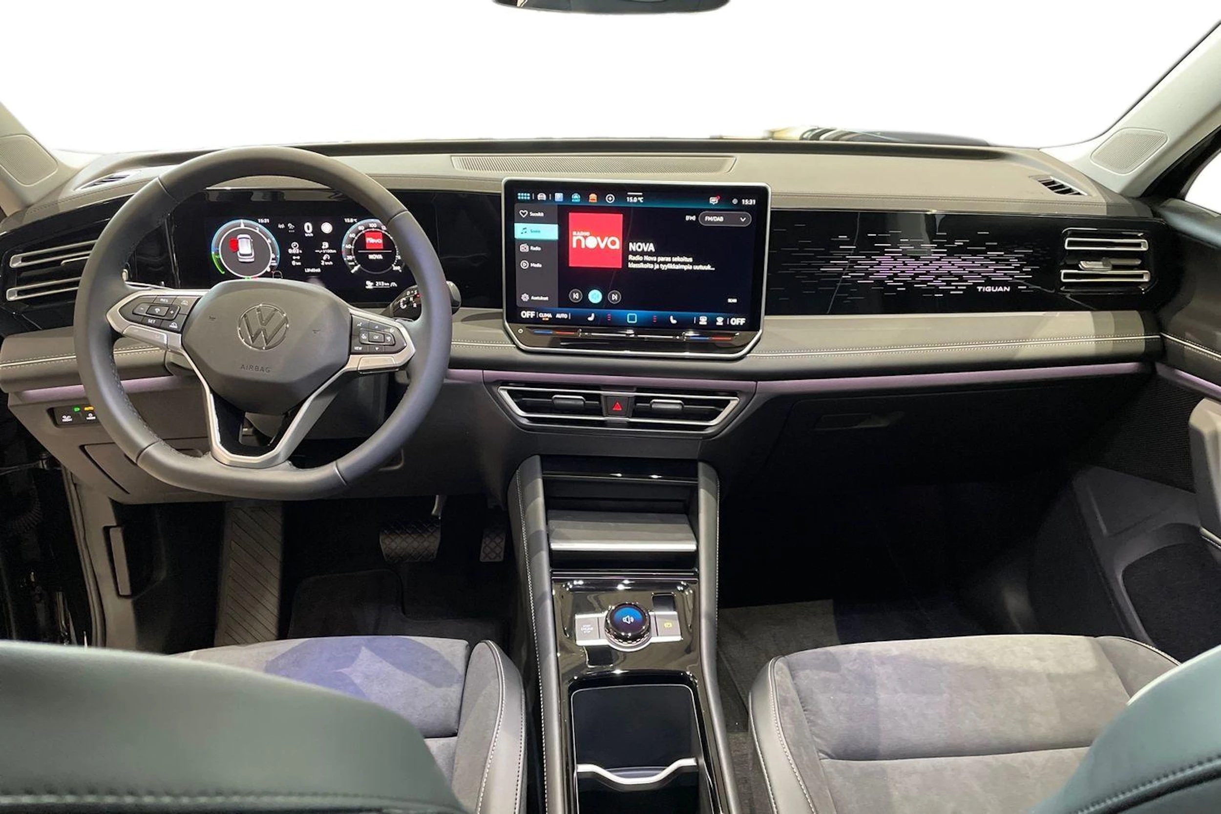 musta Volkswagen Tiguan 2027 kuva 7.