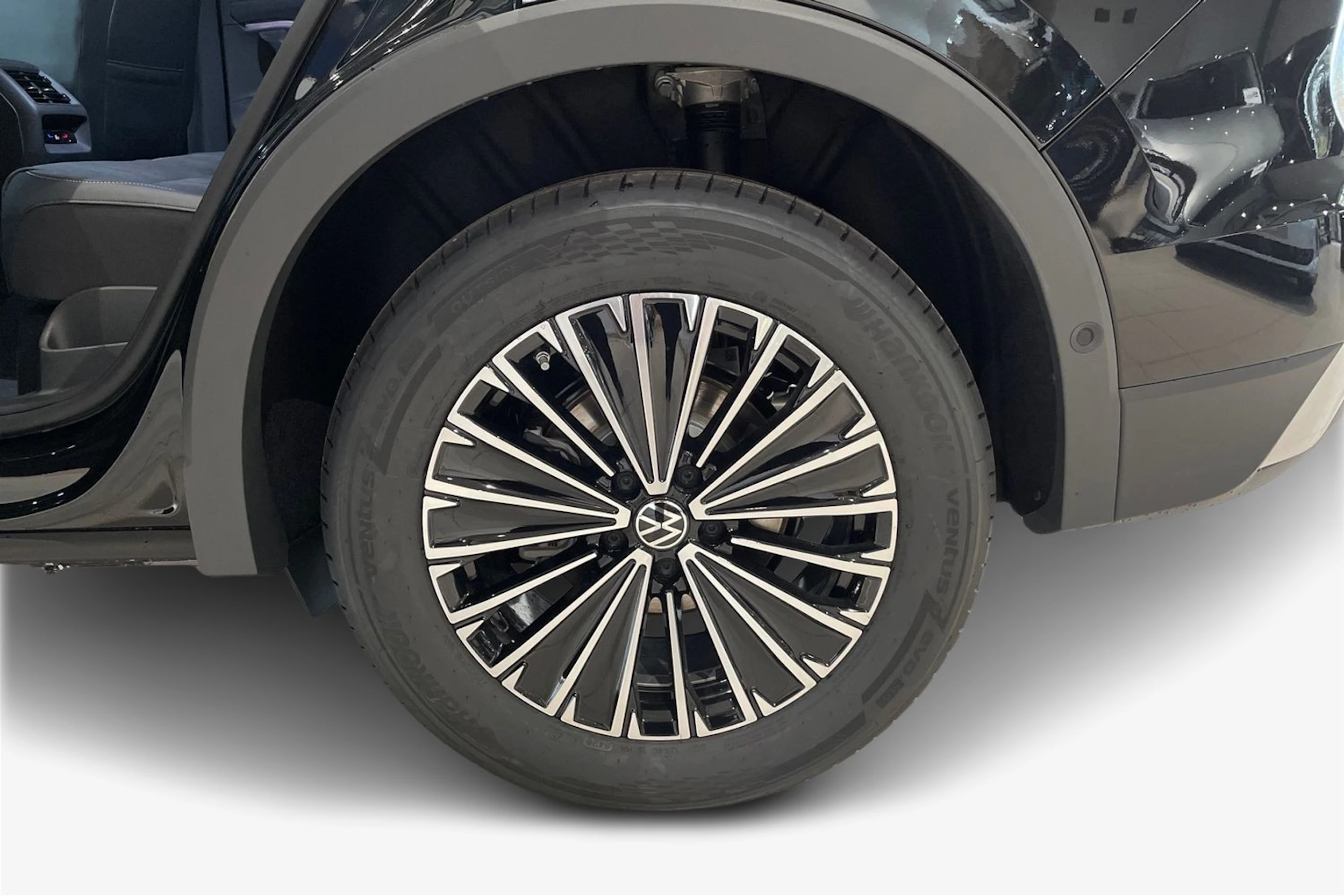 musta Volkswagen Tiguan 2027 kuva 9.
