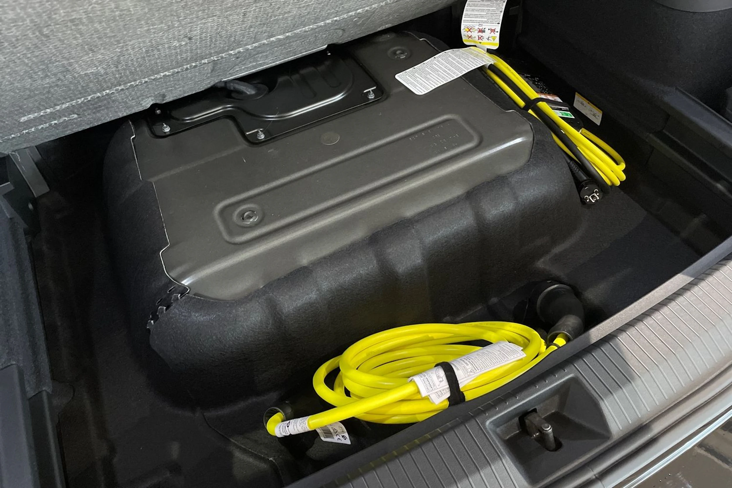 musta Volkswagen Tiguan 2027 kuva 12.