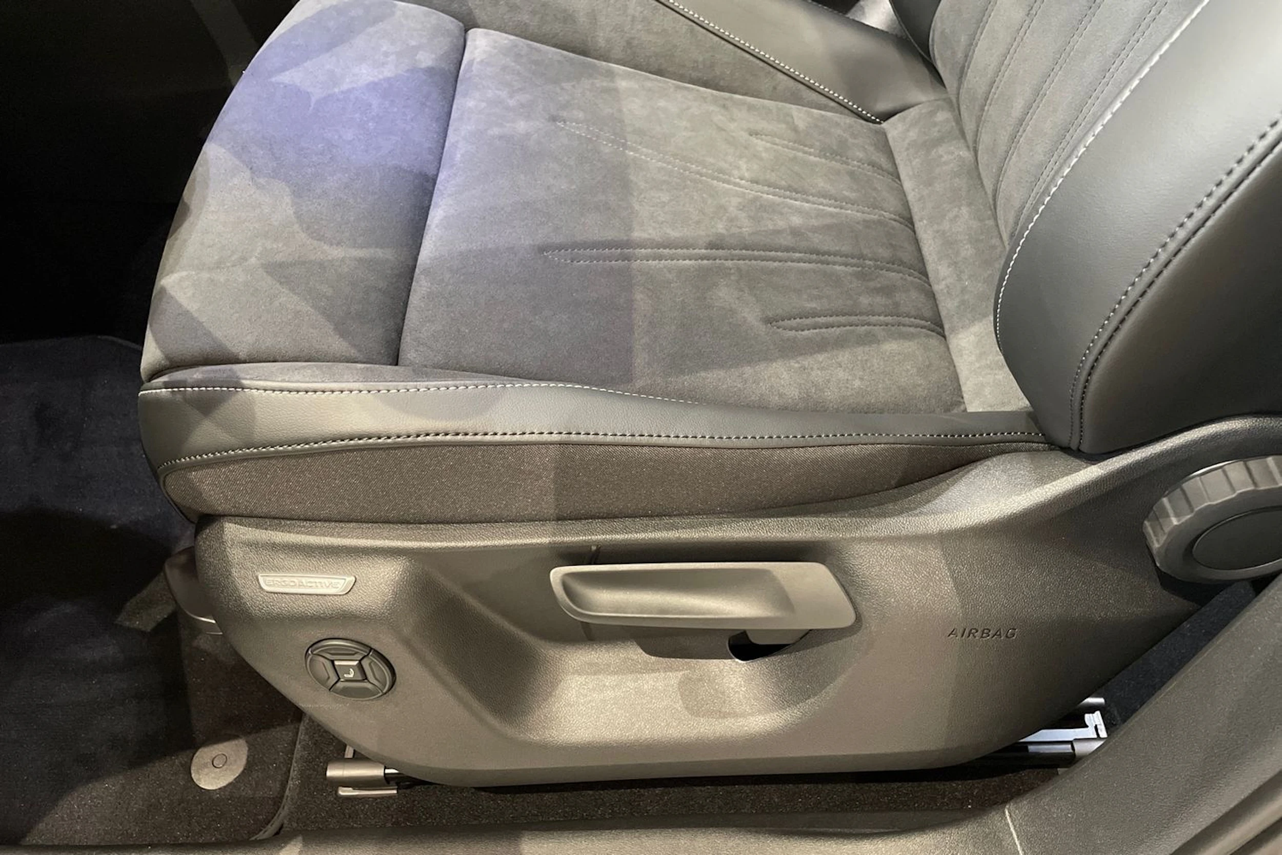 musta Volkswagen Tiguan 2027 kuva 17.