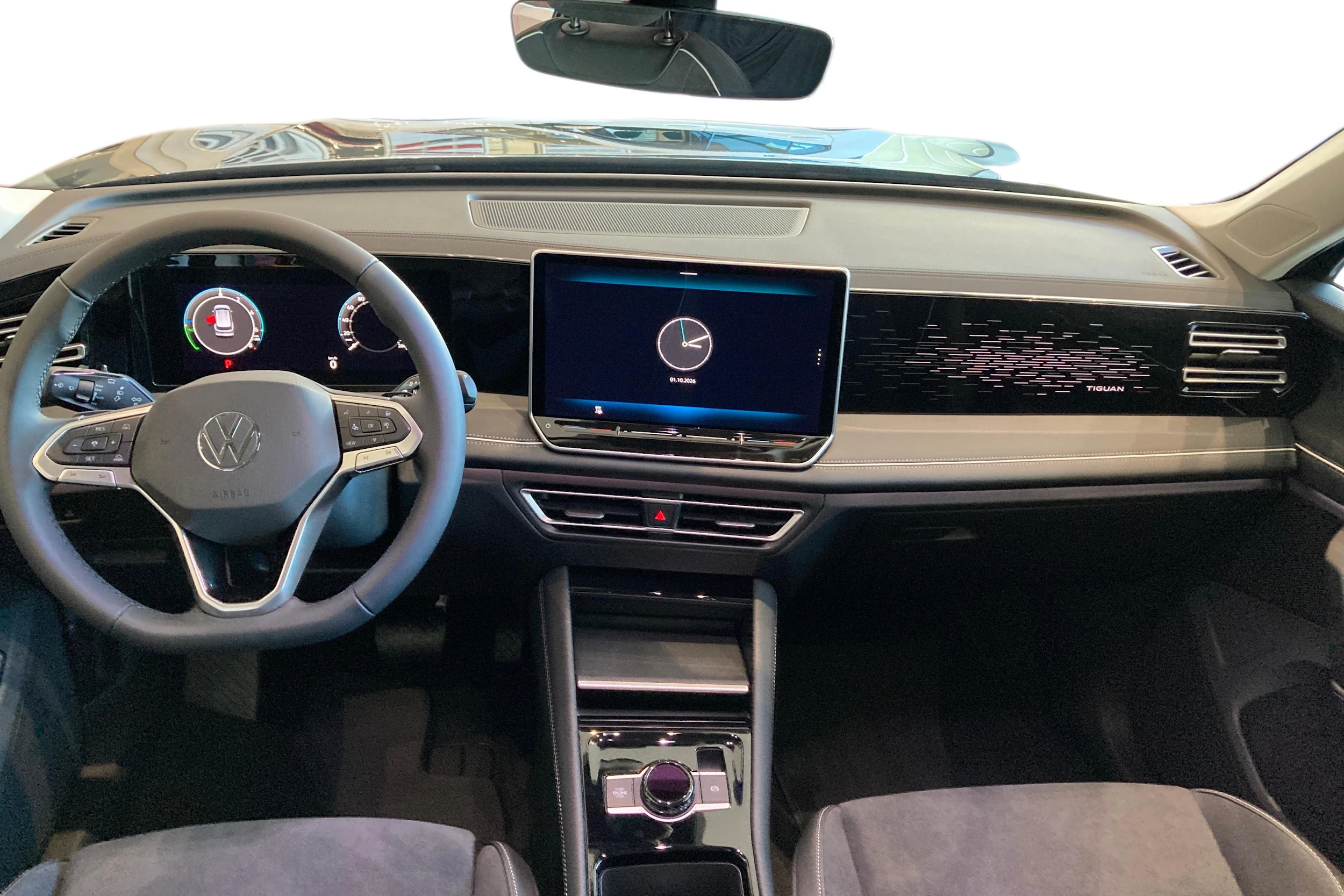 sininen Volkswagen Tiguan 2027 kuva 7.