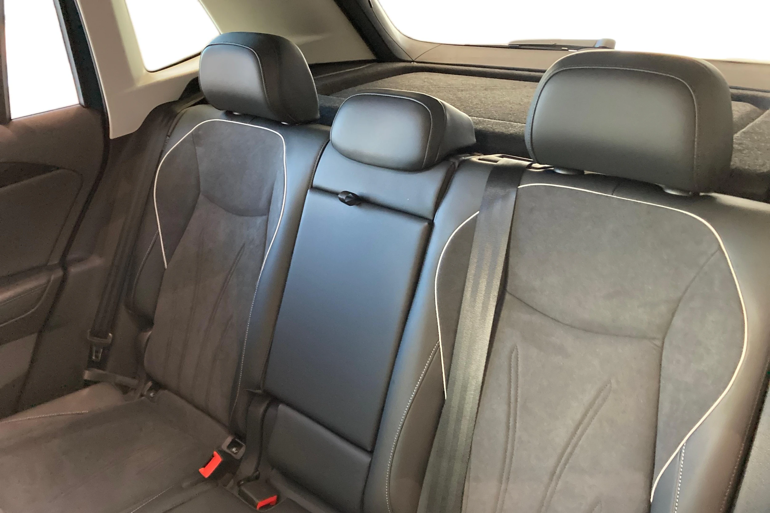 sininen Volkswagen Tiguan 2027 kuva 8.