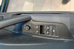 sininen Volkswagen Tiguan 2027 kuva 11.