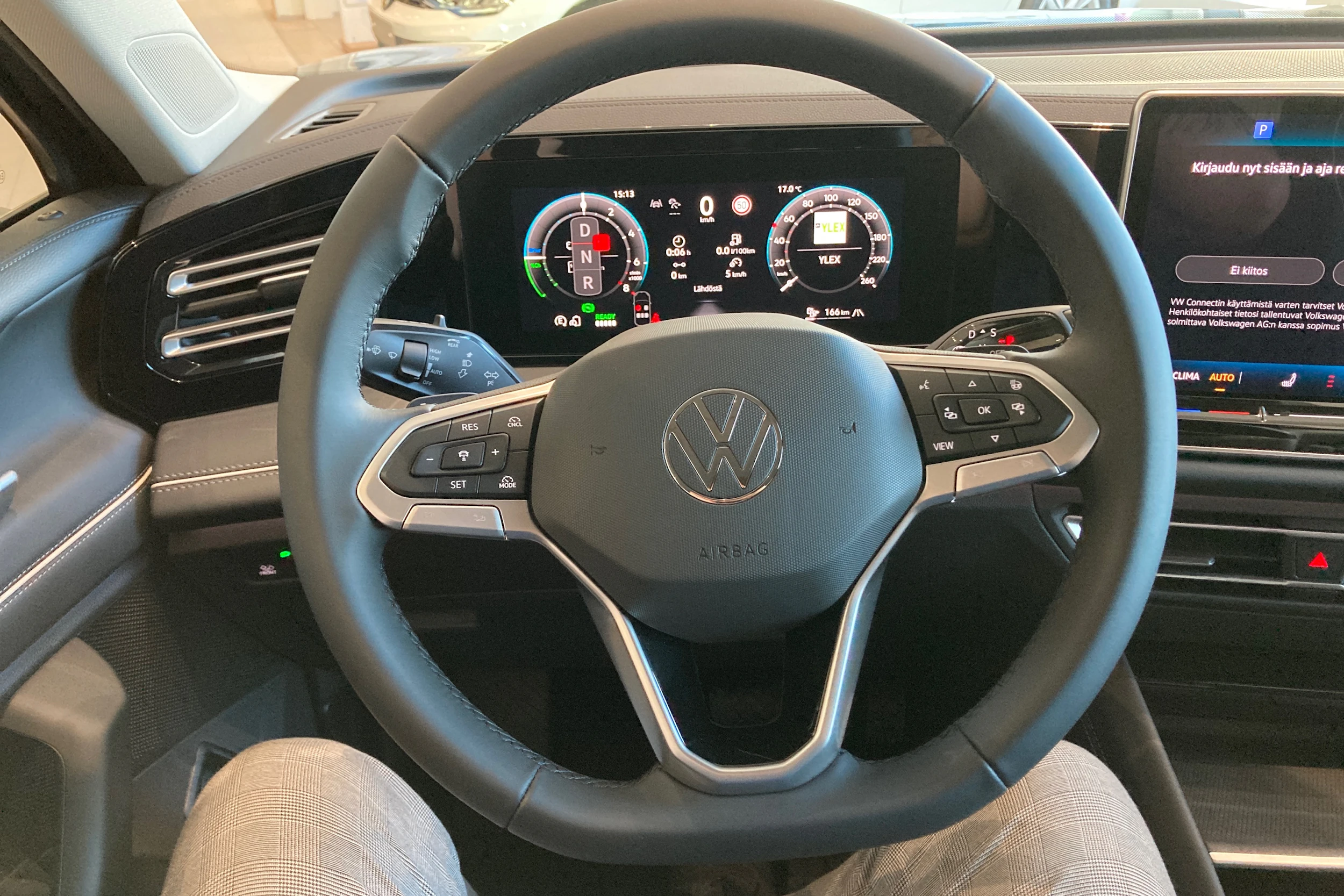 sininen Volkswagen Tiguan 2027 kuva 13.
