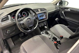 Musta Volkswagen Tiguan Allspace 2018 kuva 6.