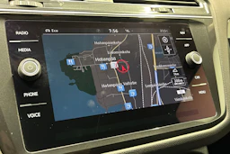 Musta Volkswagen Tiguan Allspace 2018 kuva 21.