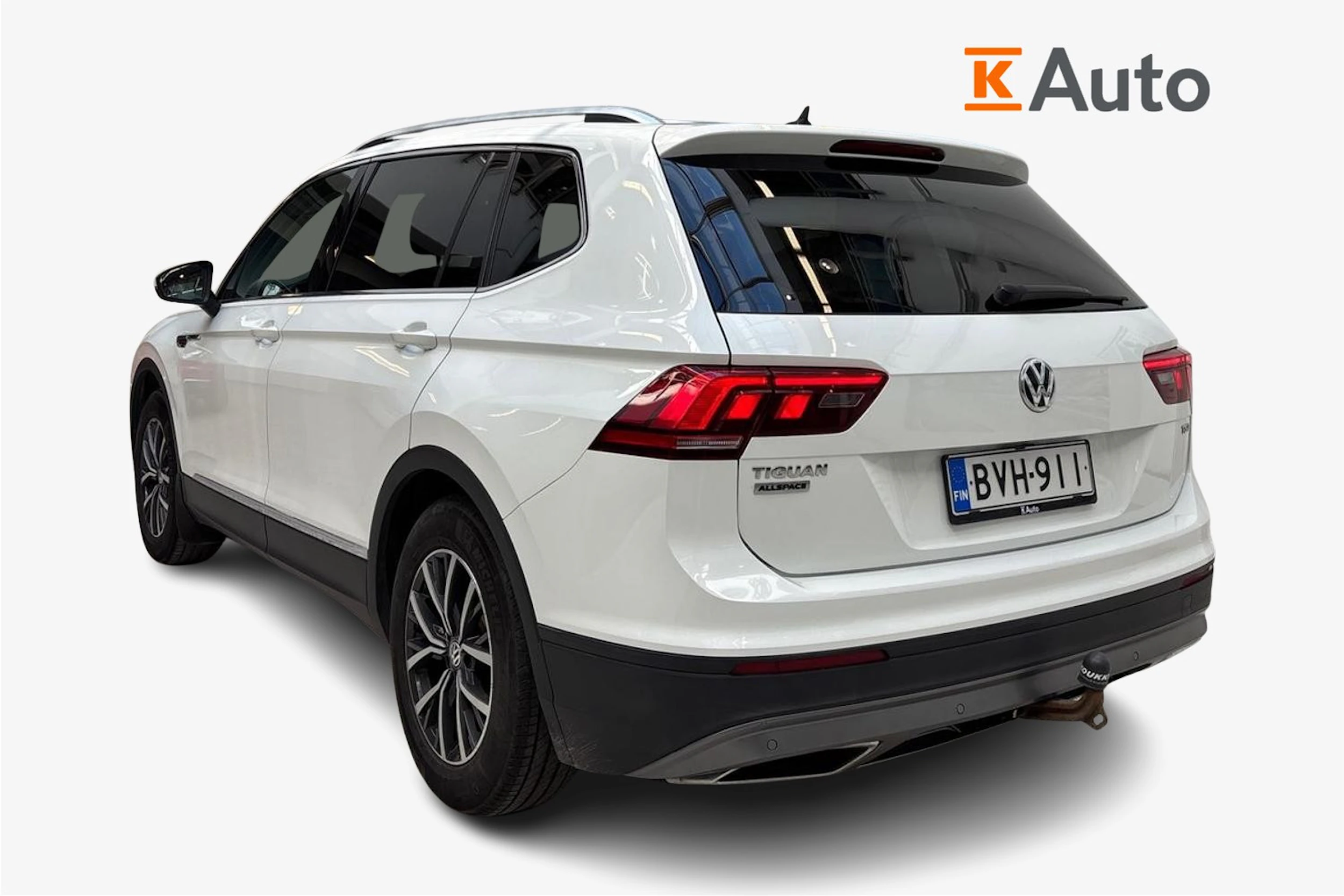 valkoinen Volkswagen Tiguan Allspace 2018 kuva 3.