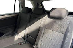 valkoinen Volkswagen Tiguan Allspace 2018 kuva 11.