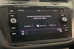 Valkoinen Volkswagen Tiguan Allspace 2018 kuva 17.