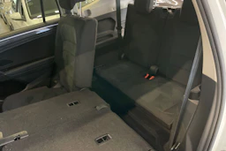 Valkoinen Volkswagen Tiguan Allspace 2018 kuva 28.