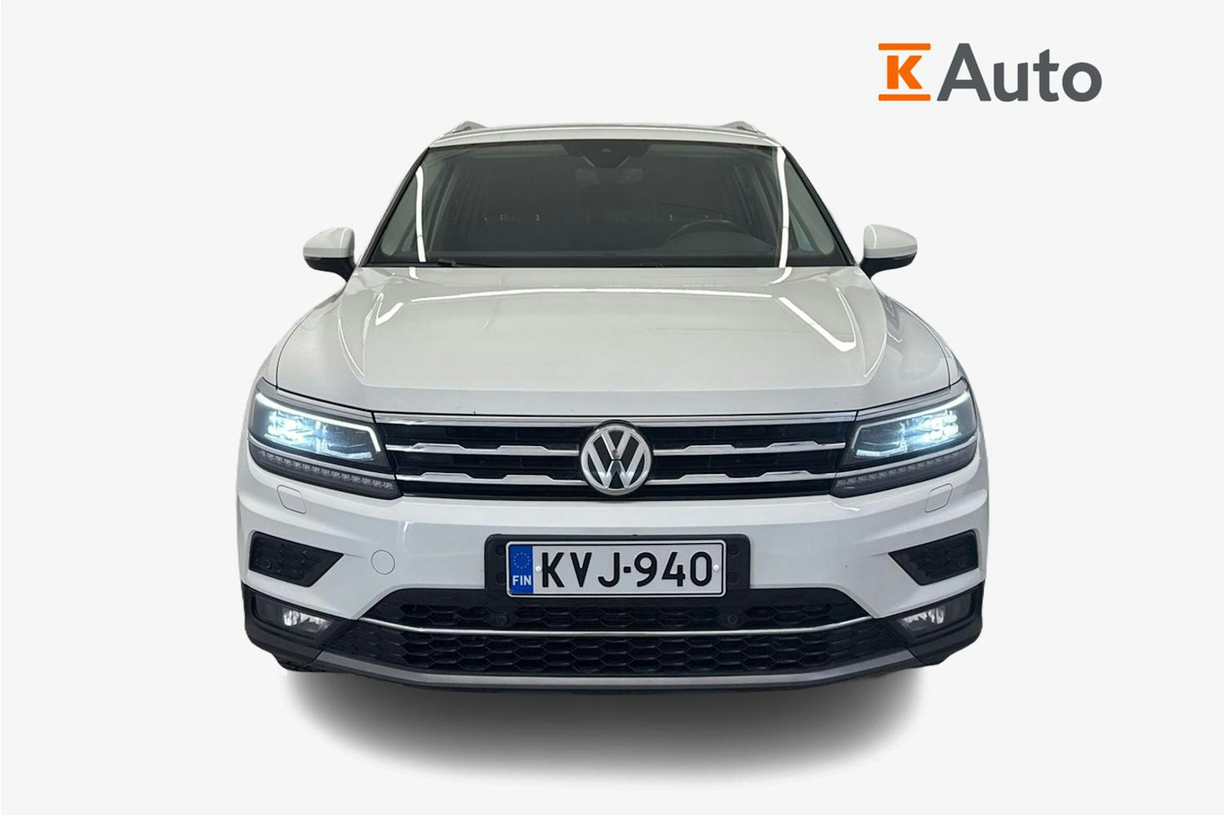 valkoinen Volkswagen Tiguan Allspace 2018 kuva 5.