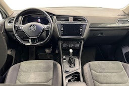 valkoinen Volkswagen Tiguan Allspace 2018 kuva 9.