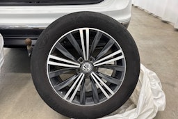 valkoinen Volkswagen Tiguan Allspace 2018 kuva 13.