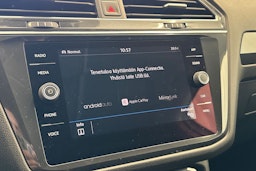 valkoinen Volkswagen Tiguan Allspace 2018 kuva 21.