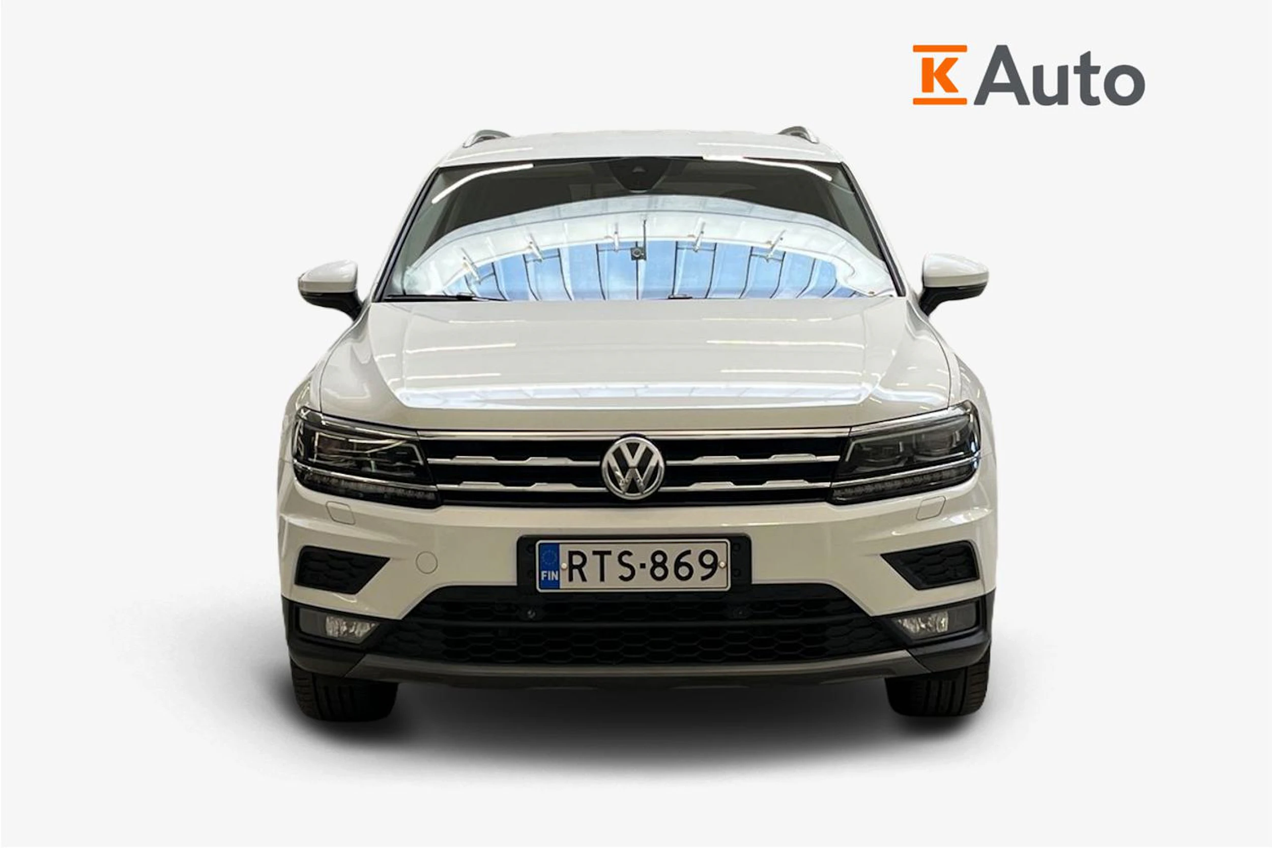valkoinen Volkswagen Tiguan Allspace 2018 kuva 4.