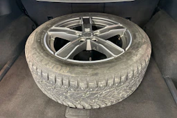 Valkoinen Volkswagen Tiguan Allspace 2018 kuva 10.
