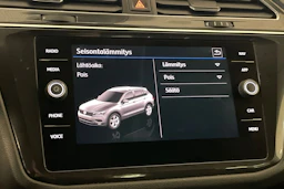 Valkoinen Volkswagen Tiguan Allspace 2018 kuva 17.