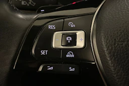 Valkoinen Volkswagen Tiguan Allspace 2018 kuva 21.