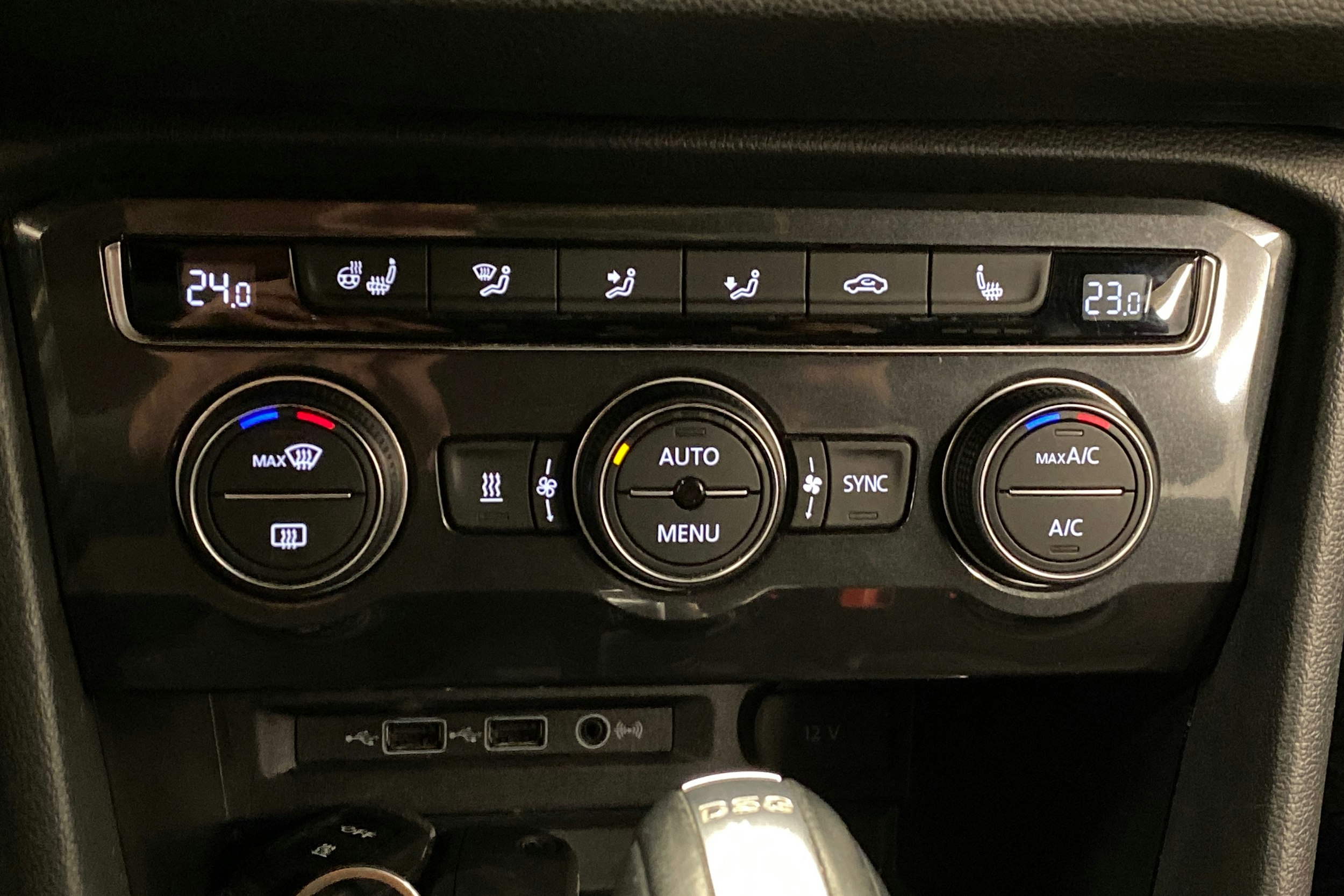 harmaa Volkswagen Tiguan Allspace 2019 kuva 28.