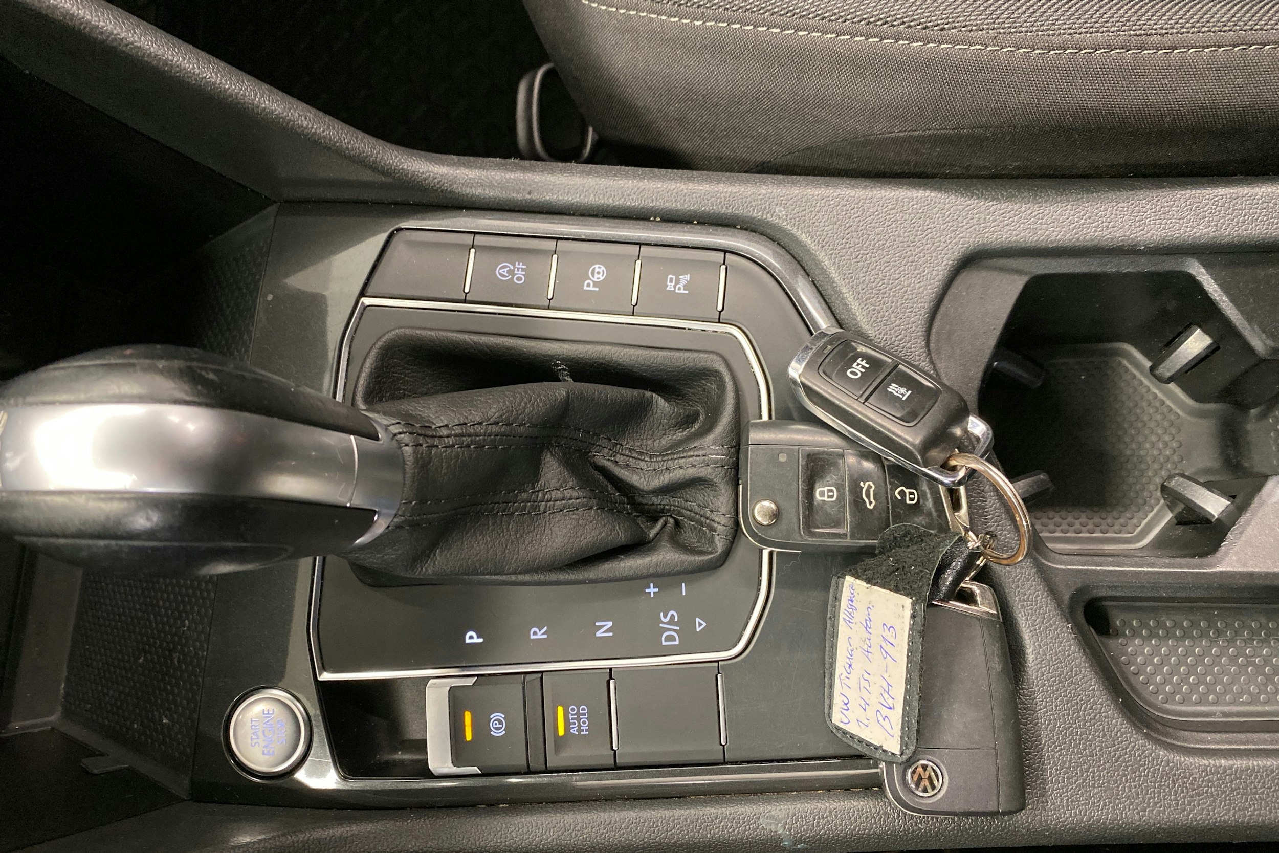 harmaa Volkswagen Tiguan Allspace 2019 kuva 29.