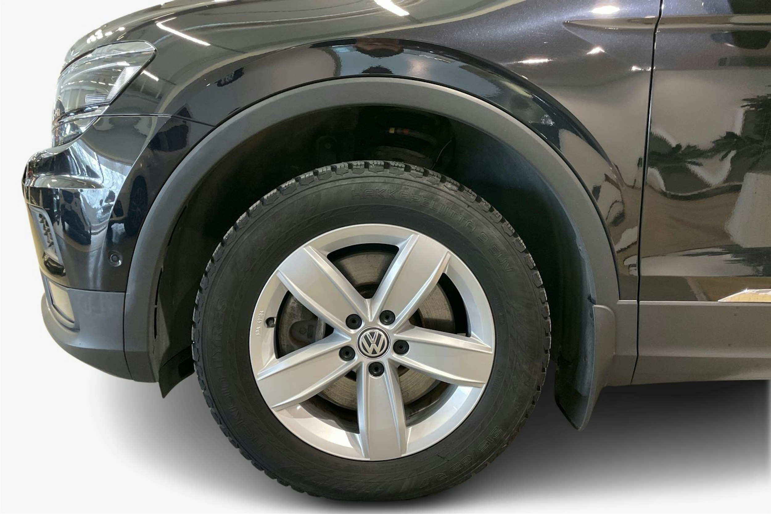 Musta Volkswagen Tiguan Allspace 2019 kuva 11.