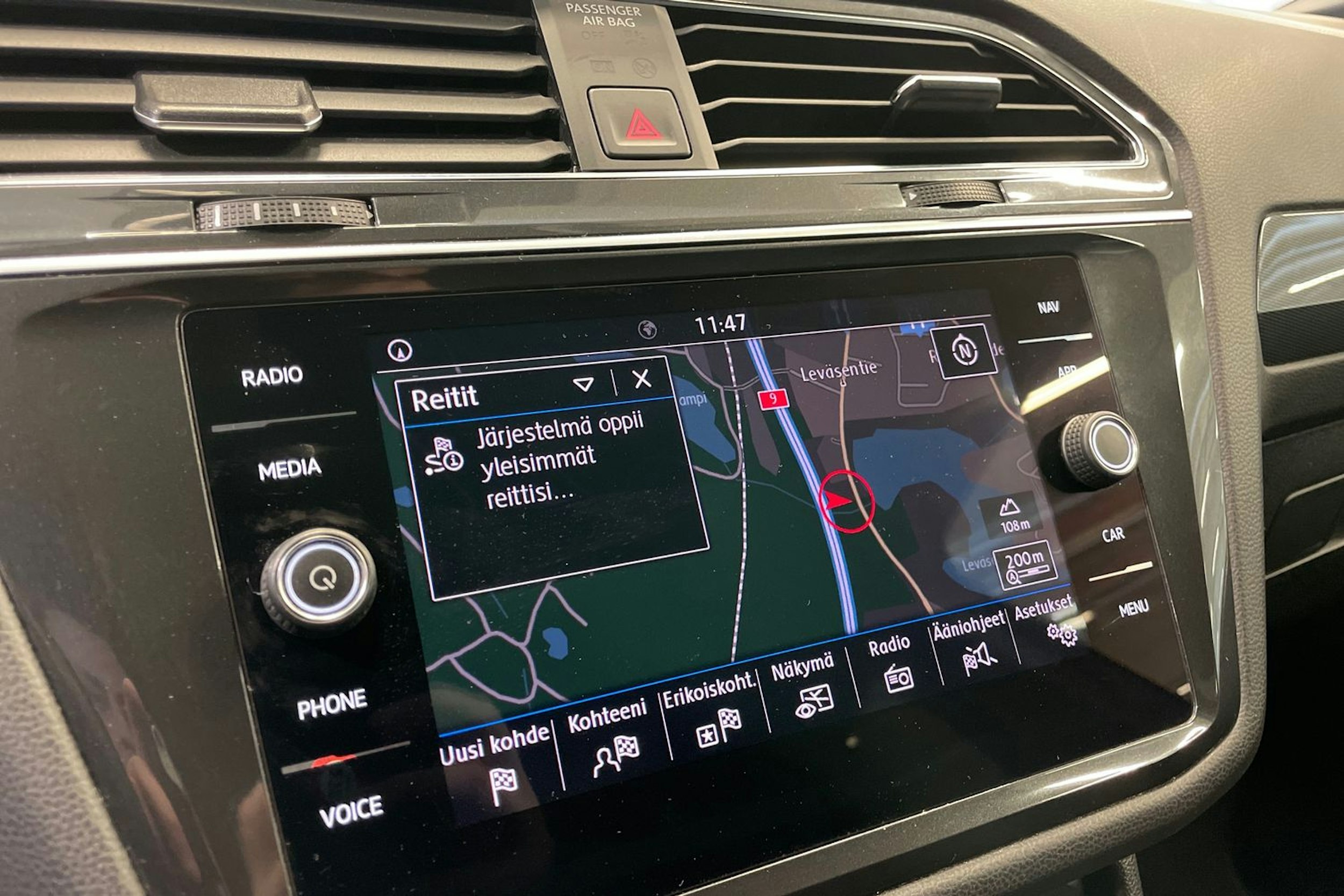 Musta Volkswagen Tiguan Allspace 2019 kuva 18.