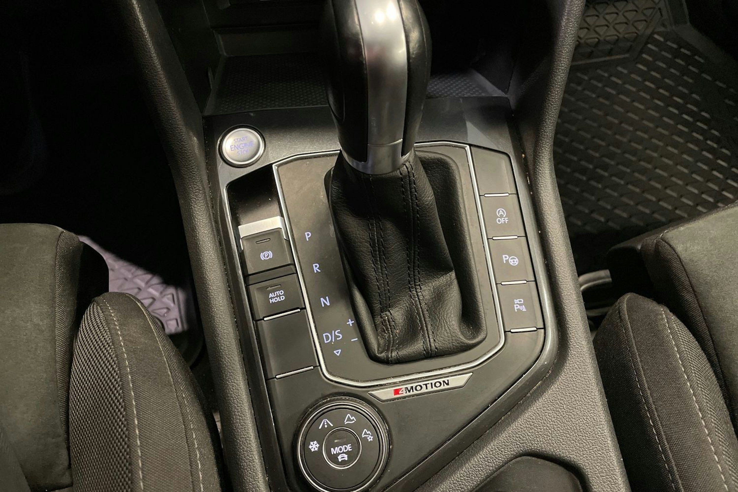 Musta Volkswagen Tiguan Allspace 2019 kuva 19.