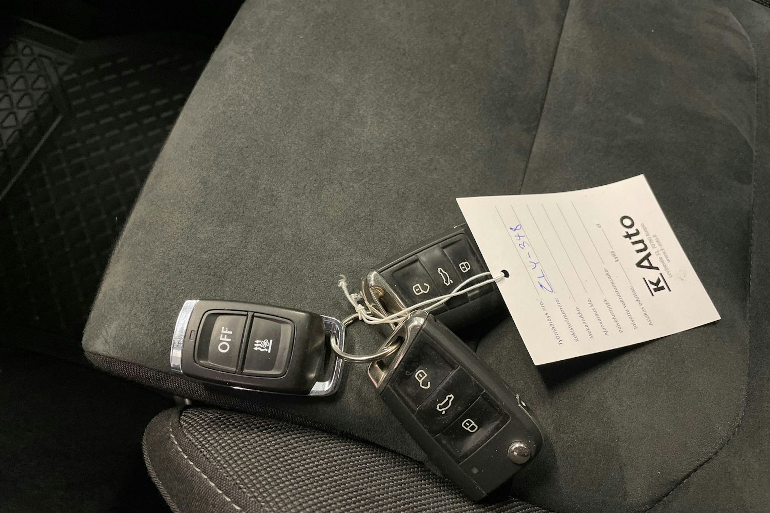 Musta Volkswagen Tiguan Allspace 2019 kuva 20.
