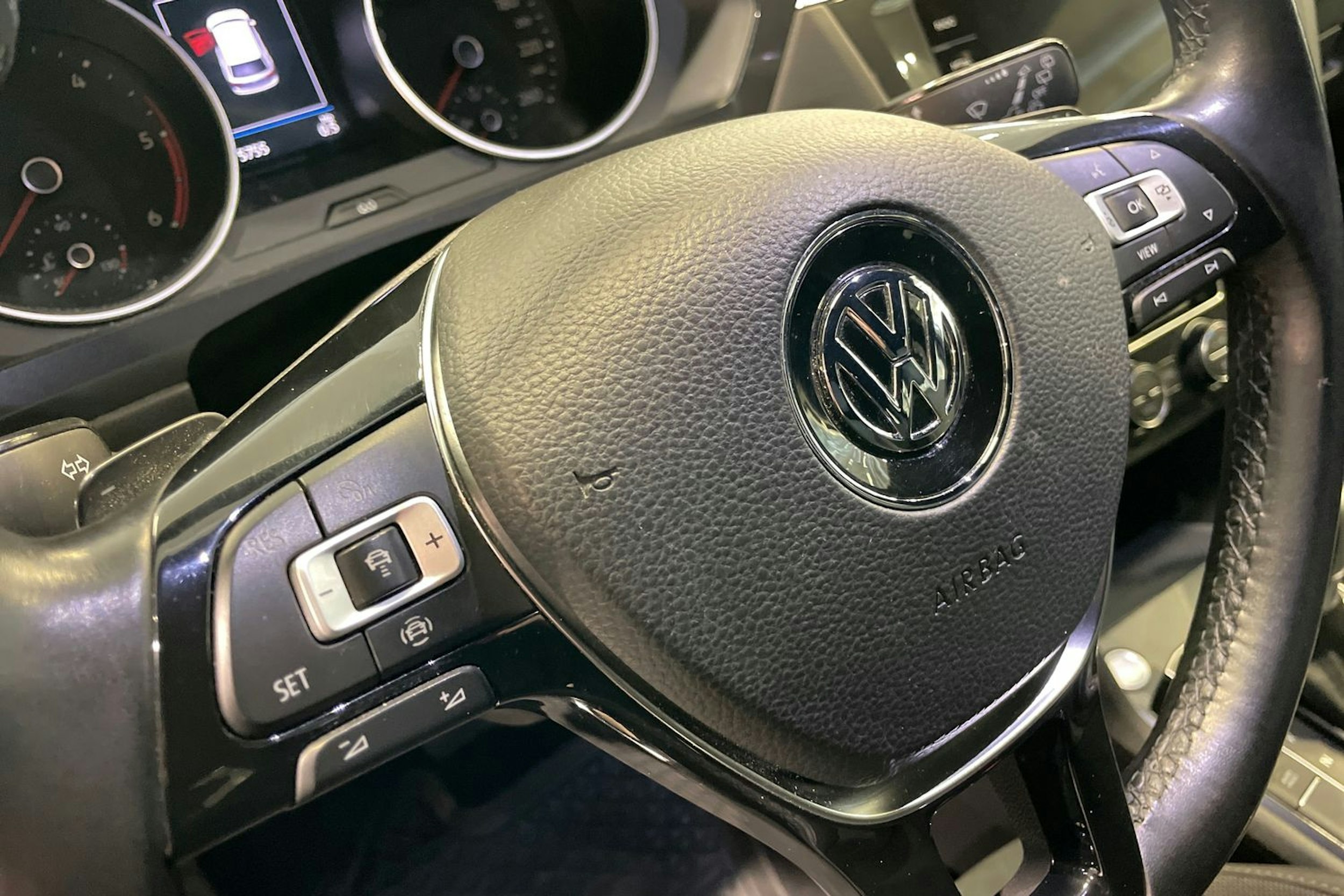 Musta Volkswagen Tiguan Allspace 2019 kuva 22.