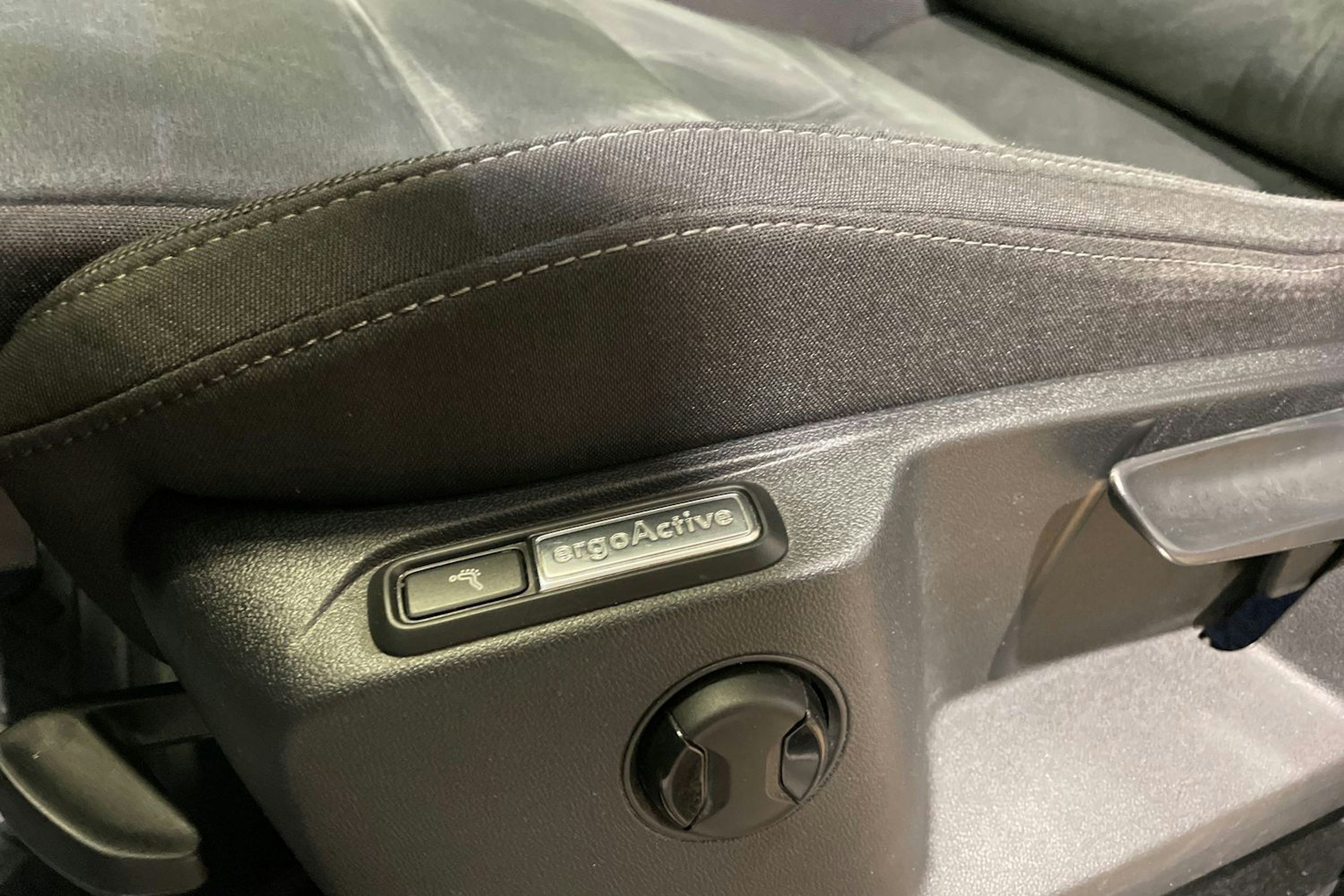 Musta Volkswagen Tiguan Allspace 2019 kuva 23.