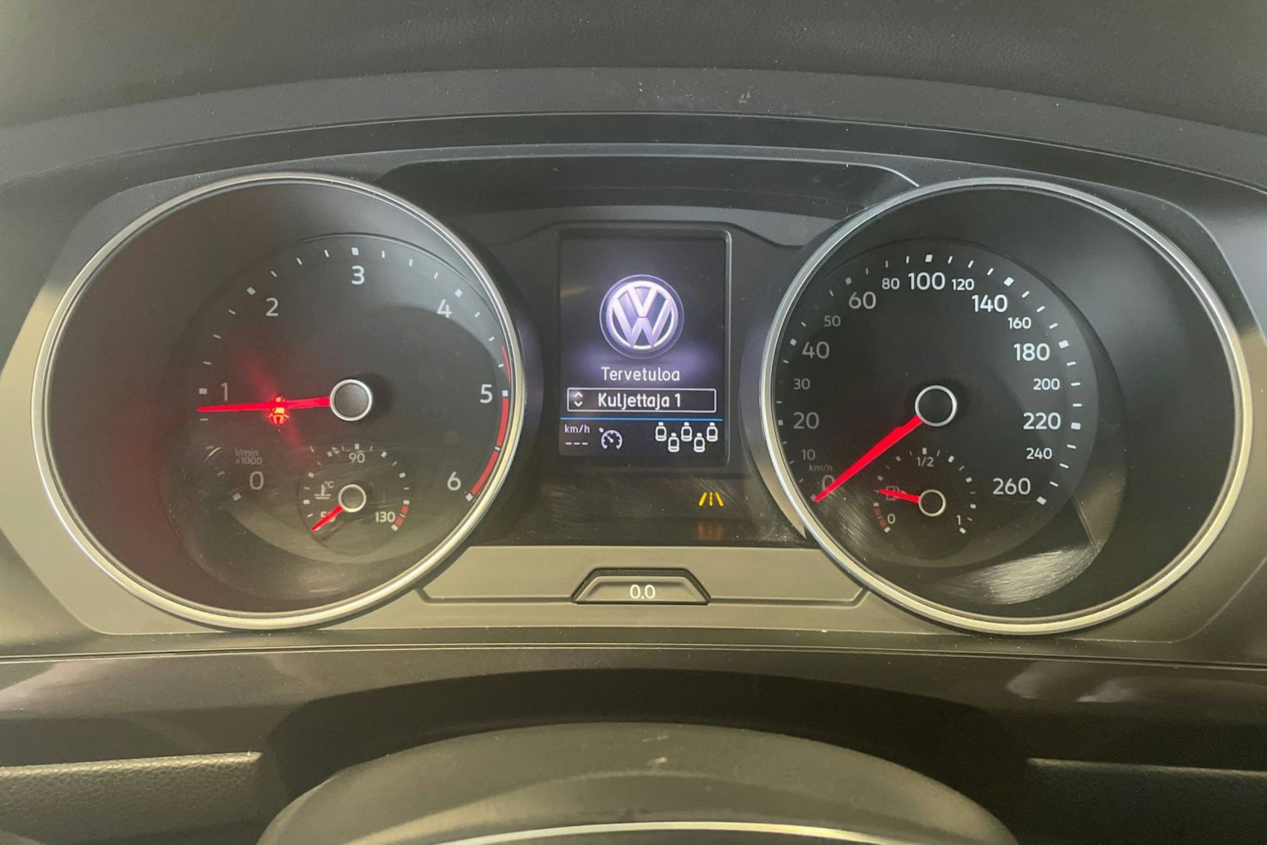 Harmaa Volkswagen Tiguan Allspace 2019 kuva 17.