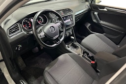 valkoinen Volkswagen Tiguan 2019 kuva 7.