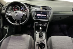 valkoinen Volkswagen Tiguan 2019 kuva 9.