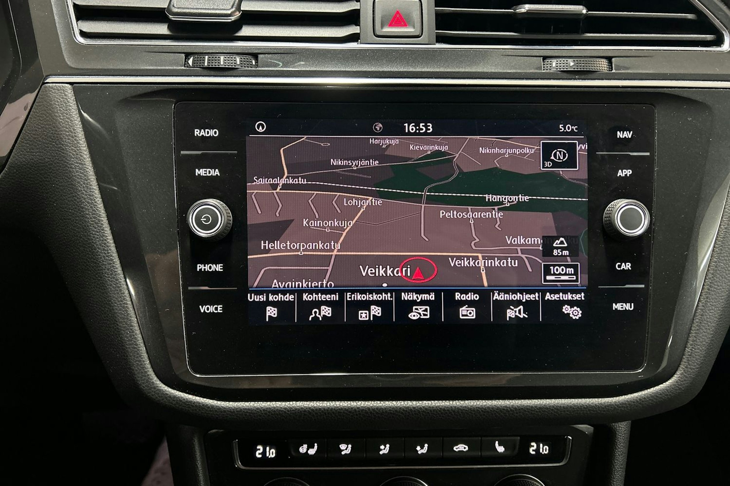 valkoinen Volkswagen Tiguan 2019 kuva 23.
