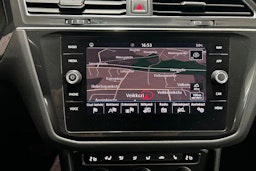 valkoinen Volkswagen Tiguan 2019 kuva 23.