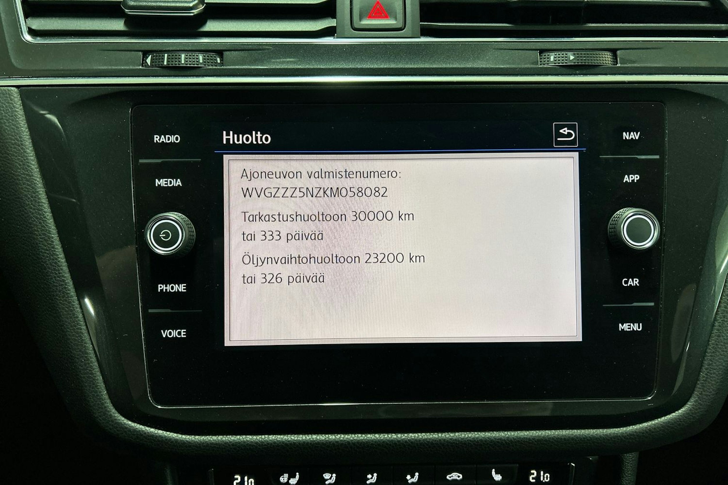 valkoinen Volkswagen Tiguan 2019 kuva 24.