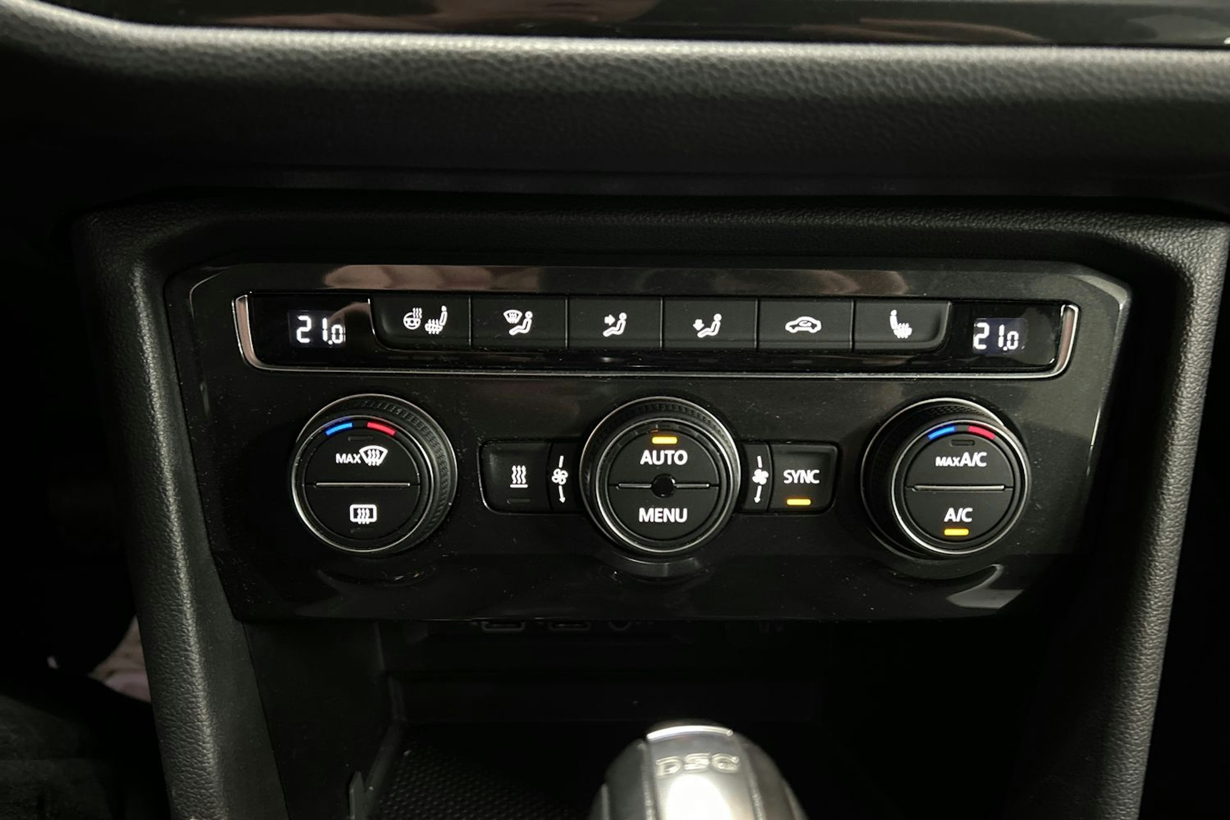 valkoinen Volkswagen Tiguan 2019 kuva 25.