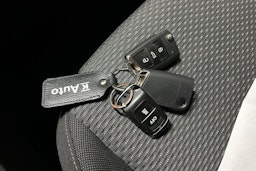 valkoinen Volkswagen Tiguan 2019 kuva 27.