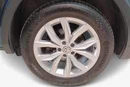 Sininen Volkswagen Tiguan Allspace 2019 kuva 11.