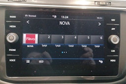Sininen Volkswagen Tiguan Allspace 2019 kuva 24.