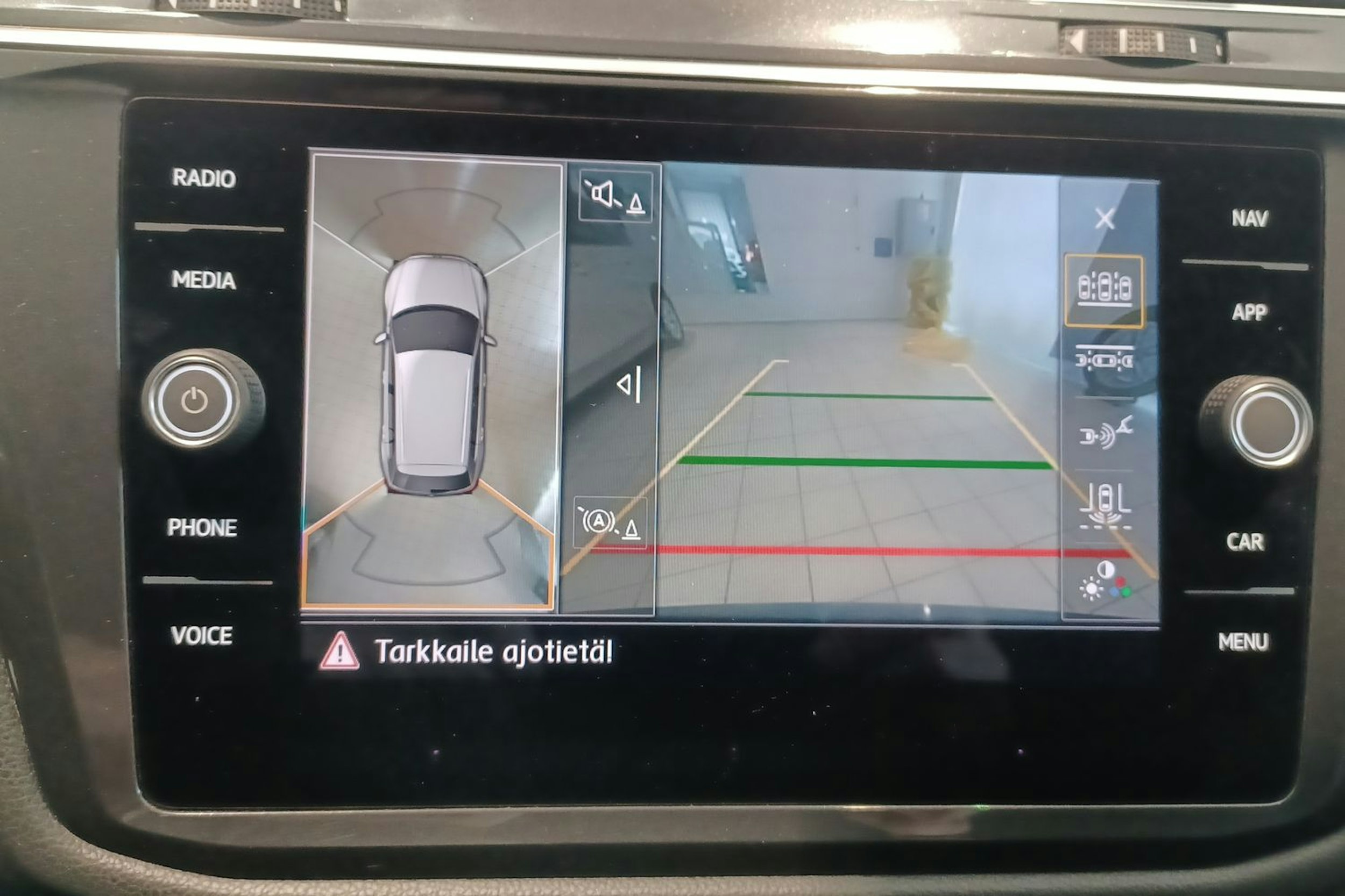 Sininen Volkswagen Tiguan Allspace 2019 kuva 30.