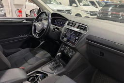 musta Volkswagen Tiguan Allspace 2019 kuva 5.