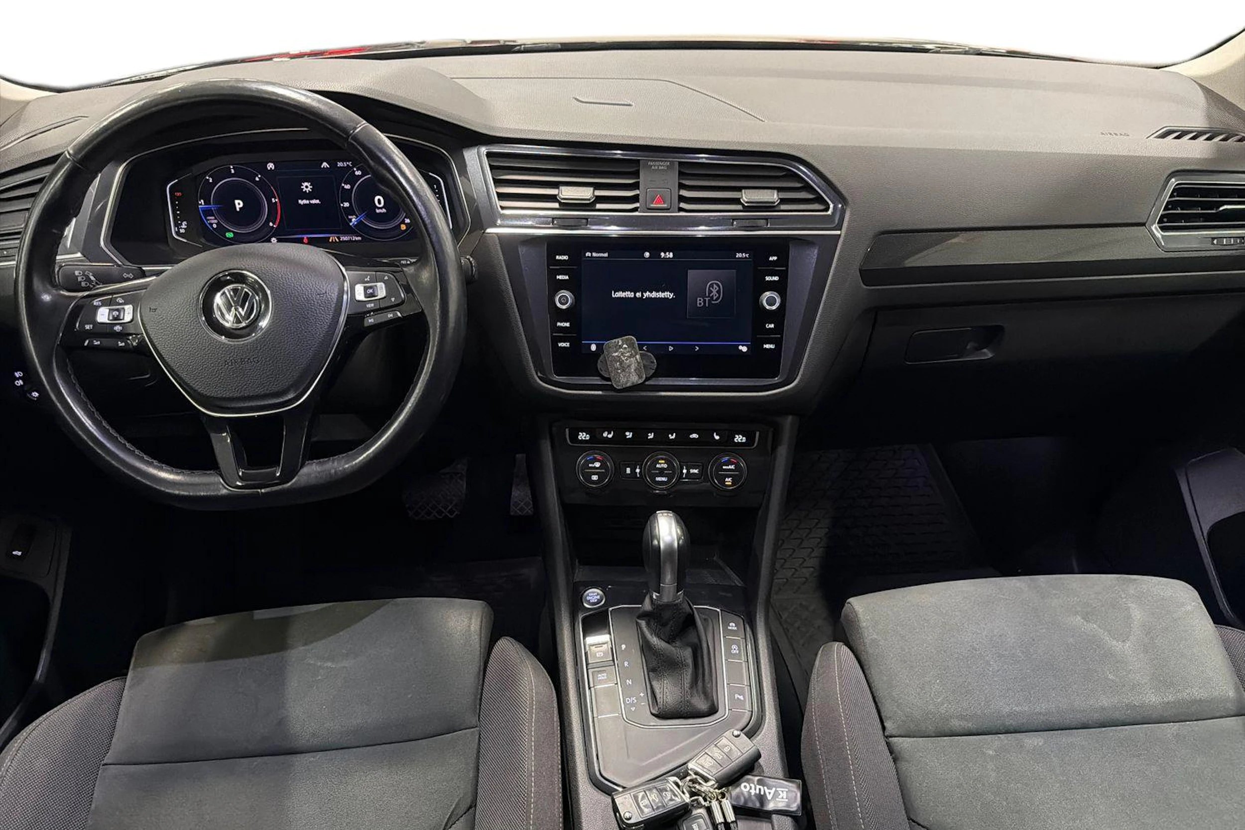 musta Volkswagen Tiguan Allspace 2019 kuva 7.