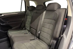 musta Volkswagen Tiguan Allspace 2019 kuva 8.