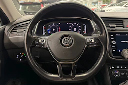 musta Volkswagen Tiguan Allspace 2019 kuva 13.